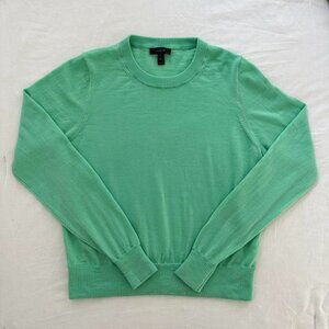 j crew lightweight 100% merino wool sweater